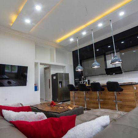 Tower Szeged Belvarosi Exkluziv Panoramas Apartman - Free Parking Экстерьер фото