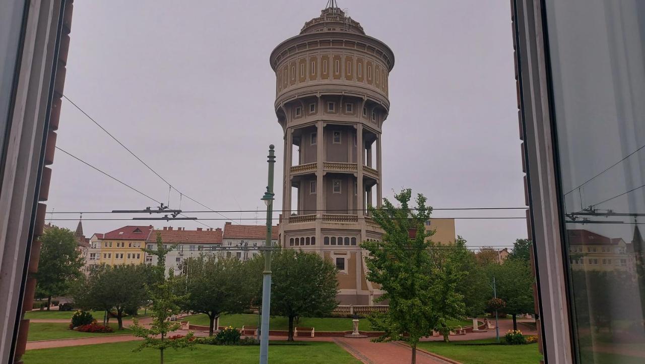 Tower Szeged Belvarosi Exkluziv Panoramas Apartman - Free Parking Экстерьер фото